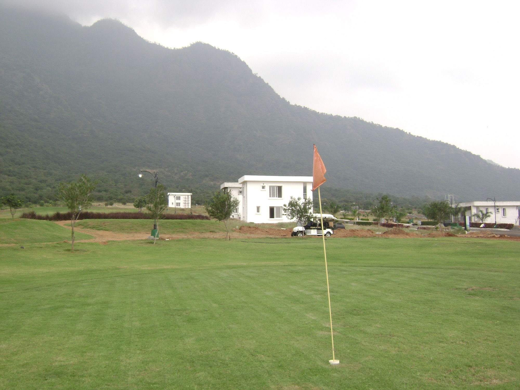 Hotel Oyo 24200 Bahri Beautiful Country Ayyampālaiyam Esterno foto